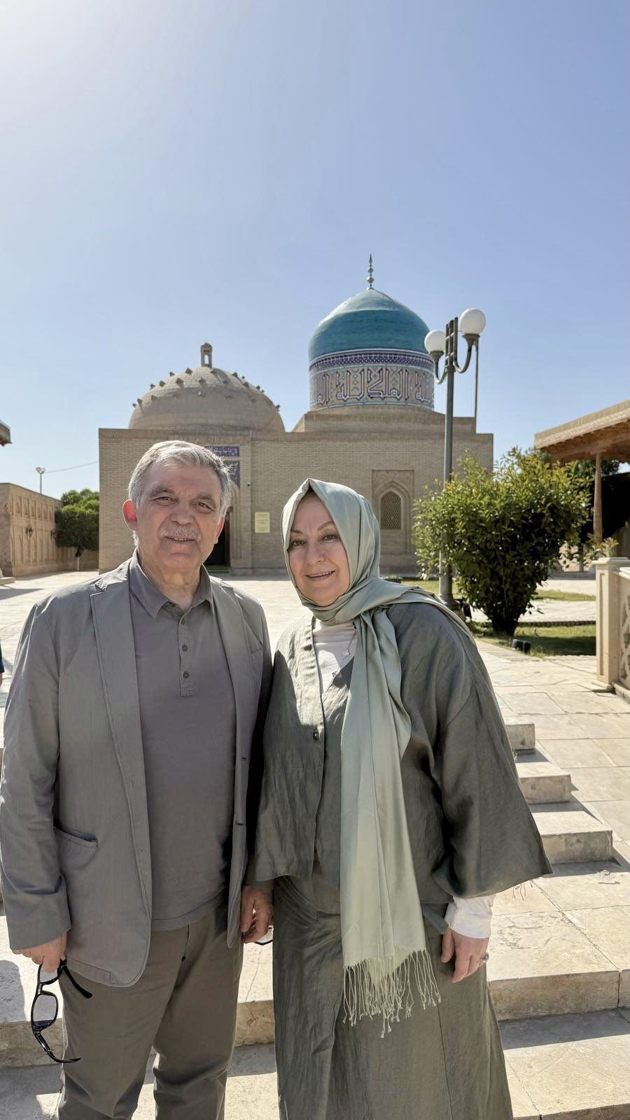 Kameralardan uzaktaydı... Abdullah Gül sürpriz bir ziyarette ortaya çıktı - Sayfa 2