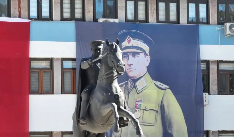 Tunceli Valisi'nin Atatürk'lü veda klibi sosyal medyayı salladı - Sayfa 2