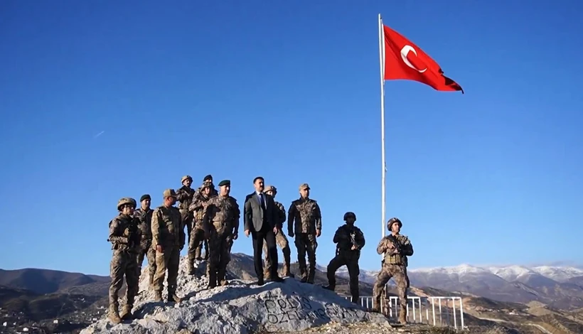 Tunceli Valisi'nin Atatürk'lü veda klibi sosyal medyayı salladı - Sayfa 3