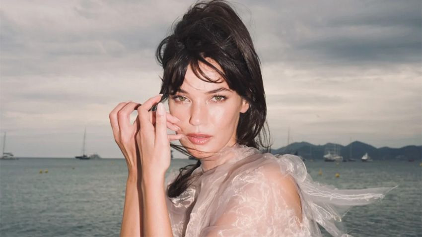 Pınar Deniz'den dikkat çeken sosyal medya hamlesi! Evlendikten 6 ay sonra değiştirdi - Sayfa 1