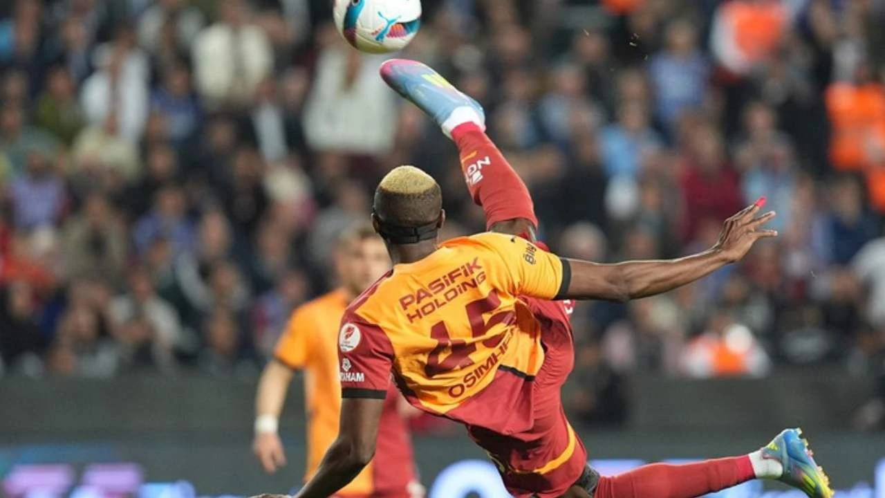 Victor Osimhen'in Galatasaray'dan ne istediği ortaya çıktı; Herkes ters köşe oldu - Sayfa 8