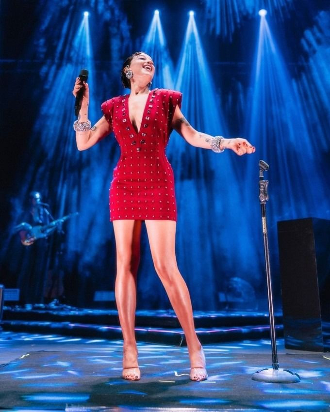 Makyajsız halini paylaştı ortalık karıştı! Melike Şahin'i gören tanıyamadı - Sayfa 1