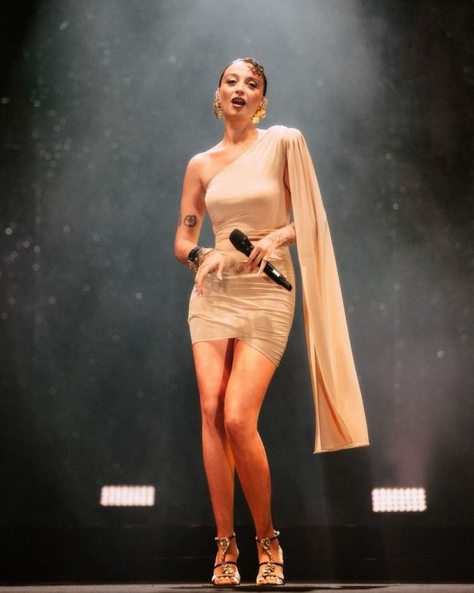 Makyajsız halini paylaştı ortalık karıştı! Melike Şahin'i gören tanıyamadı - Sayfa 2