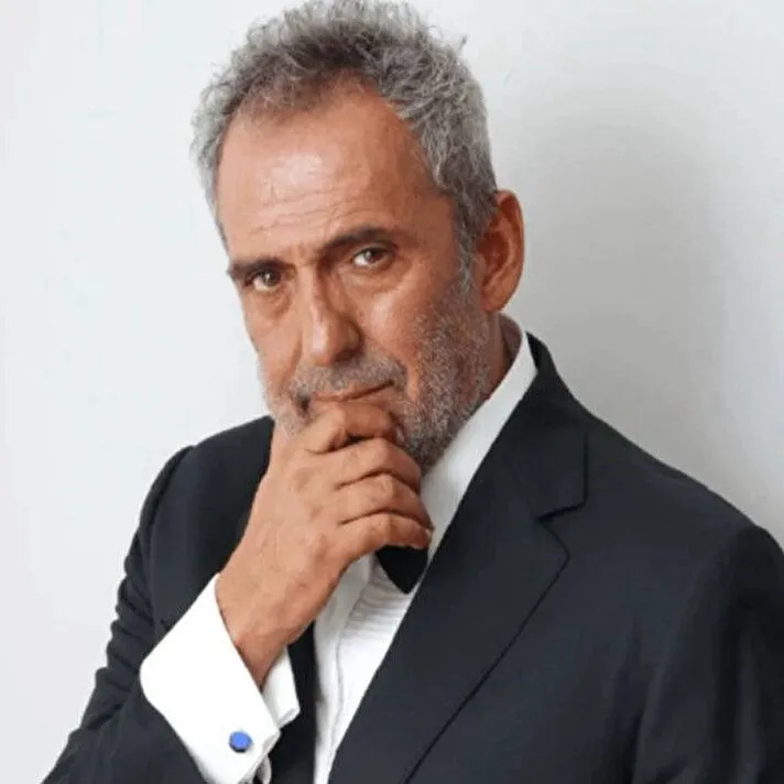 Yavuz Bingöl'den çok konuşulacak görüntüler... Sevgisini böyle tazeledi...