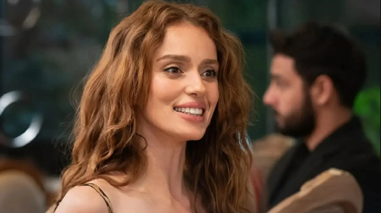 İnci Taneleri'nin Semiramis'i Bestemsu Özdemir yeni sevgilisiyle ilk kez görüntülendi! - Sayfa 1