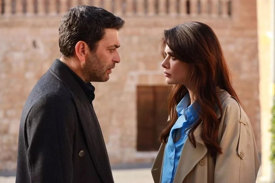 Sinem Ünsal Uzak Şehir'e veda mı ediyor? Olay iddiaya net yanıt! - Sayfa 1