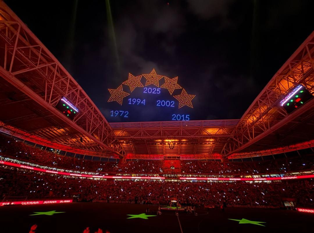 Galatasaray'dan göz kamaştıran kutlama! Şampiyonluk böyle kutlanır dedirtti! - Sayfa 2