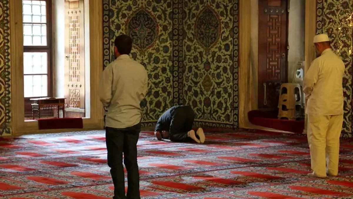 Cuma Namazı Nasıl Kılınır? Cuma Namazı Kaç Rekattır? Cuma Namazına Nasıl Niyet Edilir? - Sayfa 3