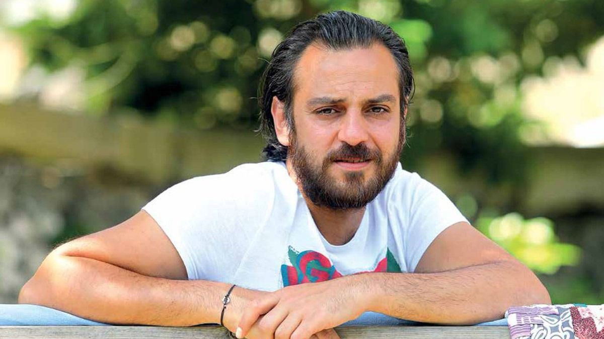 Erkan Kolçak Köstendil'in yeni imajı beğenilmedi! Yeni dizi Vartolu'ya iyi gelmedi... - Sayfa 1