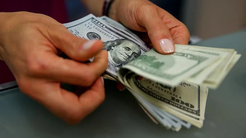 Dev bankadan çarpıcı dolar tahmini! Dolar sert düşebilir, yatırımcılar dikkat! - Sayfa 1