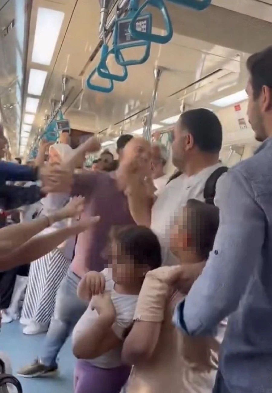 Türkiye'nin konuştuğu Marmaray'daki yumruklu saldırıda yeni gelişme! Genç kadın şikâyetçi oldu! - Sayfa 2