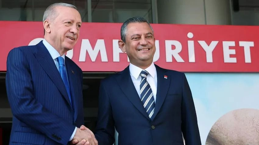 Ankette bu kez Erdoğan ve Özel soruldu! ‘Evet’ diyenlerin oranı dikkat çekti… - Sayfa 1
