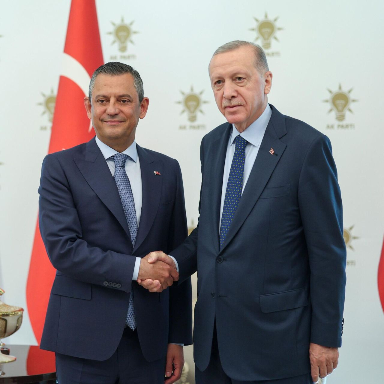 Ankette bu kez Erdoğan ve Özel soruldu! ‘Evet’ diyenlerin oranı dikkat çekti… - Sayfa 3