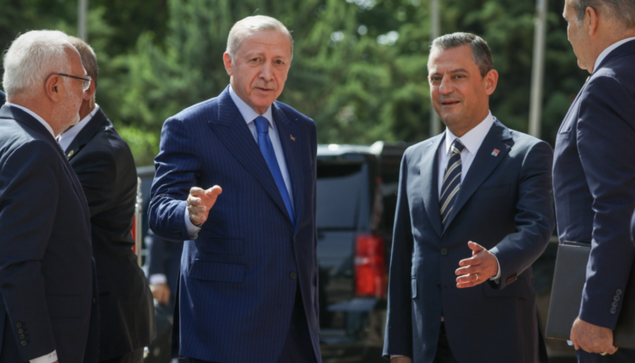 Zirve el değiştirdi... 'En çok beğenilen liderler' anketinde dikkat çeken sonuç! - Sayfa 2