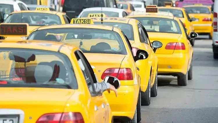 Yoldan yolcu alma dönemi kapanıyor! İBB'den dijital taksi hamlesi - Sayfa 1