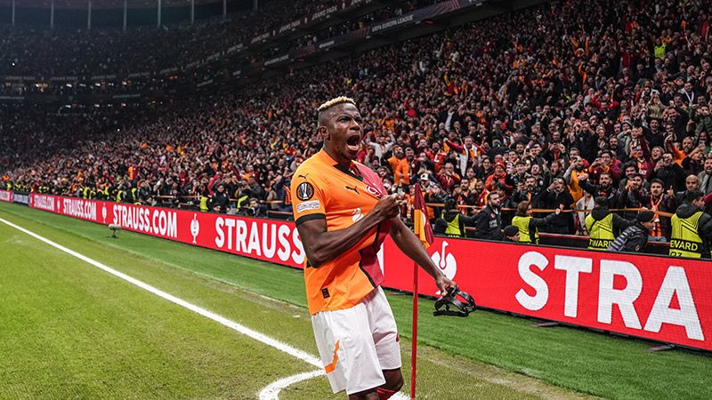 Türk futbol tarihine geçecek rakam; Galatasaray'ın Osimhen'e teklif ettiği maaş belli oldu - Sayfa 1