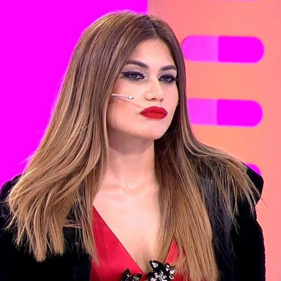 Bahar Candan’dan feryat gibi çağrı: “Ablam gözümün önünde ölüyor!” - Sayfa 1
