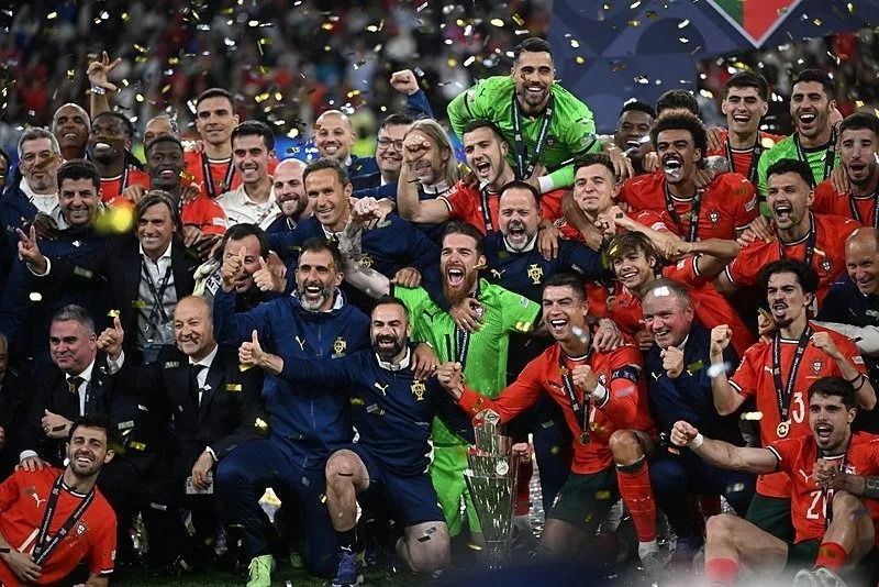 Galatasaray'ın yıldızına ölüm tehdidi! Eşi skandal mesajı paylaştı... - Sayfa 1