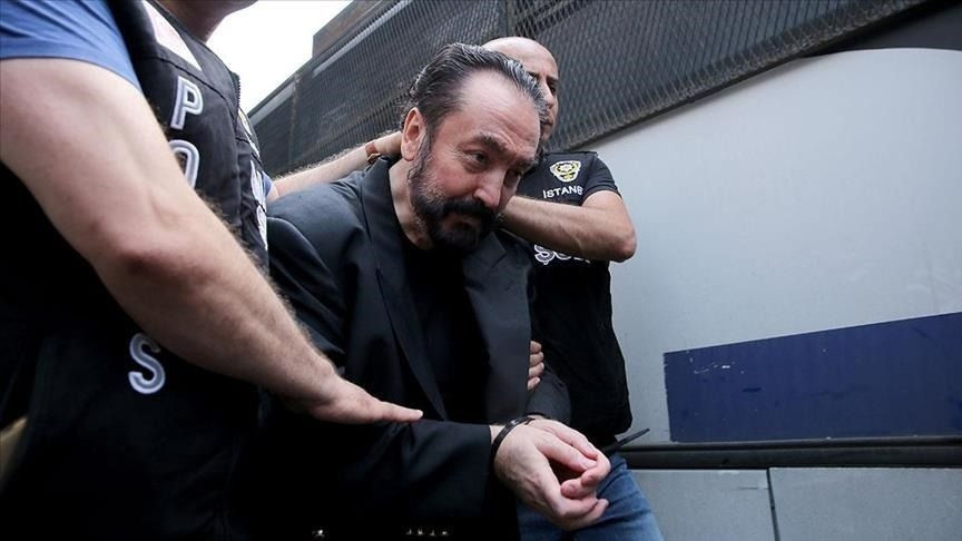 Adnan Oktar içeride de “kehanetlerine” devam etti! "Benden önce vefat edecekler" - Sayfa 3