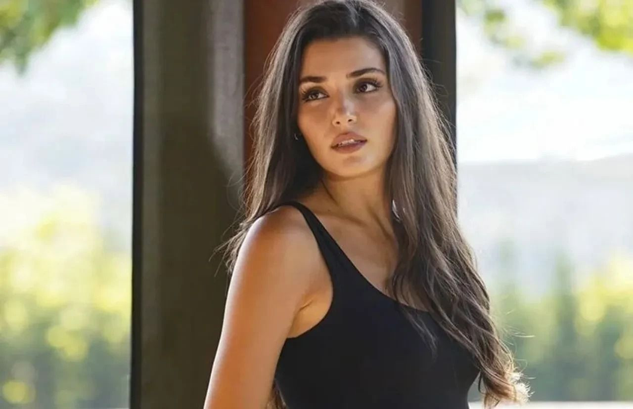 Hande Erçel’in tenis stili dudak uçuklattı! O kombinin fiyatı olay oldu - Sayfa 4