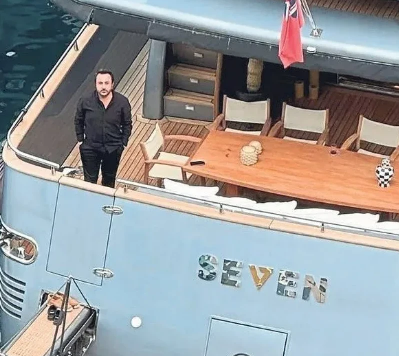 Mikonos darpçısı işadamı vukuatlı çıktı! - Sayfa 2