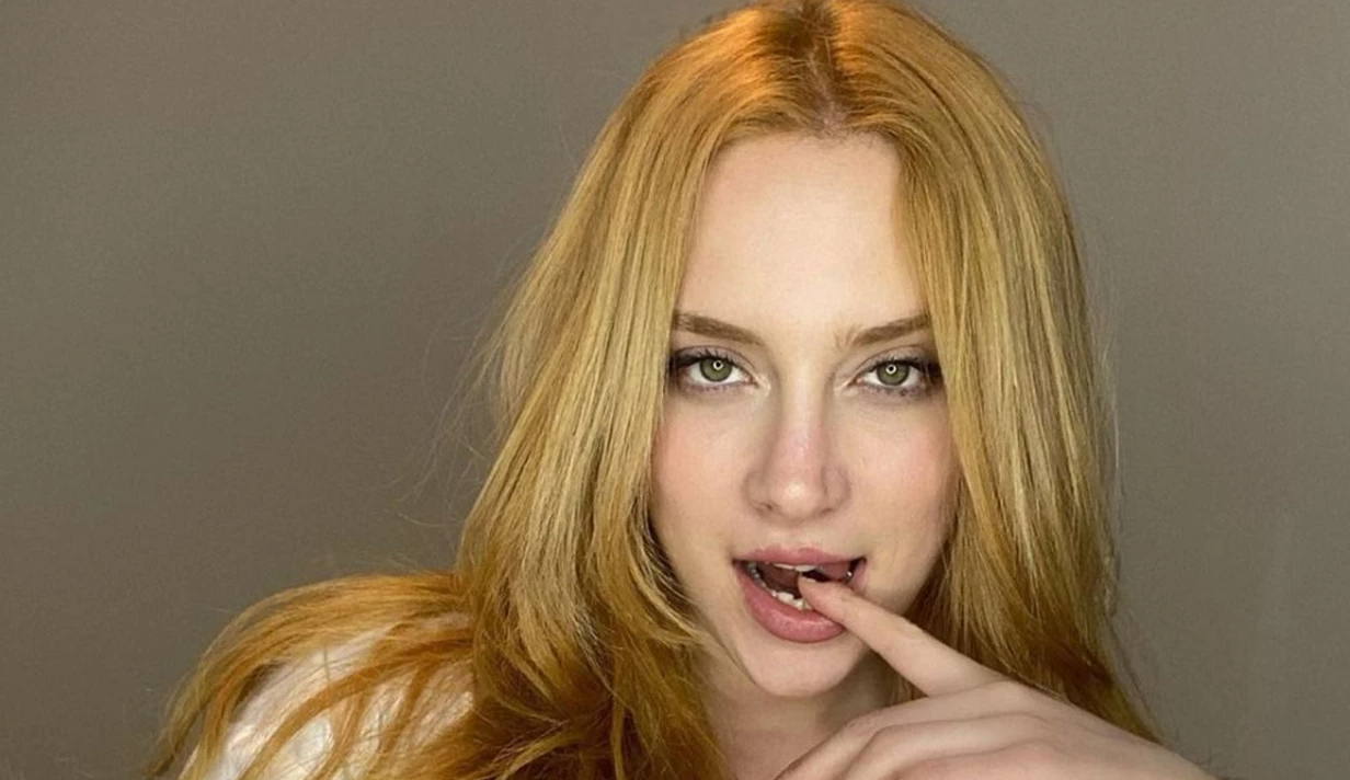 Bodrum'da aşka geldiler! Ünlü oyuncu sevgilisiyle sarmaş dolaş! - Sayfa 2