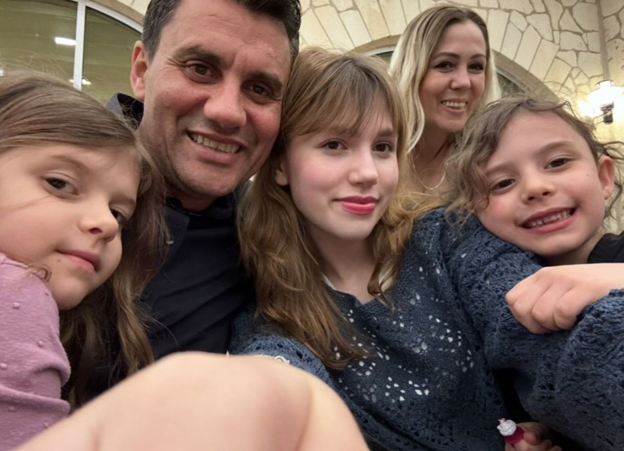 Ferdi Zeyrek'in kızından duygu dolu Babalar Günü paylaşımı: 'Ben sensiz nasıl yapacağım baba?' - Sayfa 1