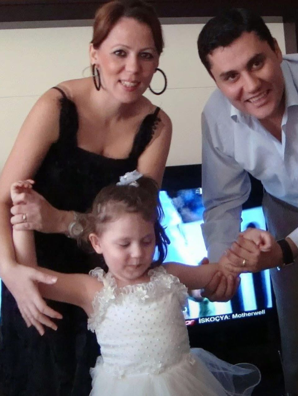 Ferdi Zeyrek'in kızından duygu dolu Babalar Günü paylaşımı: 'Ben sensiz nasıl yapacağım baba?' - Sayfa 3