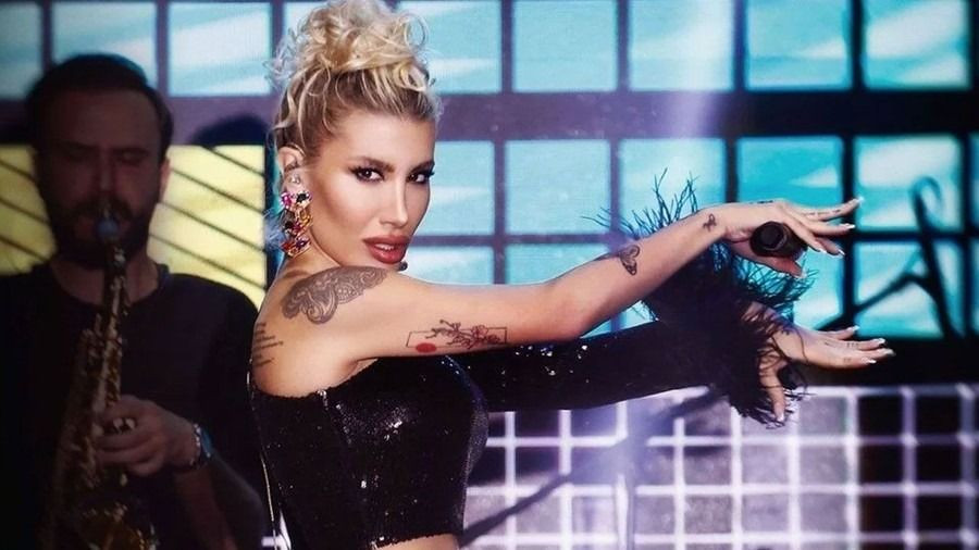 İrem Derici aşkı da güneşi de buldu! Cesur pozları olay oldu - Sayfa 1