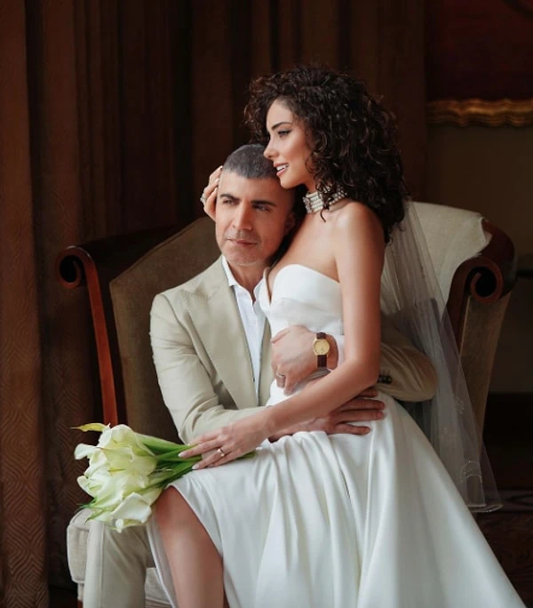 Özcan Deniz'den kardeşine beklenmedik hamle: 'Eşime yaklaşamazsın' - Sayfa 1