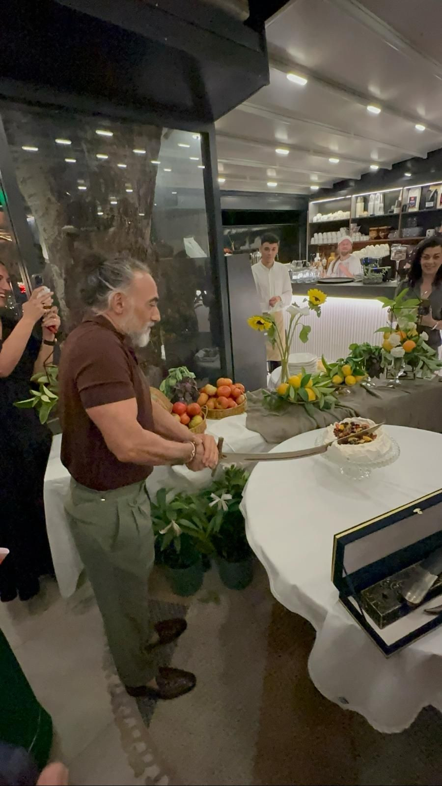 No1 Culinaria’da İtalya esintili 50. yaş kutlaması: Selim Bayraktar’a özel Akdeniz gecesi - Sayfa 1