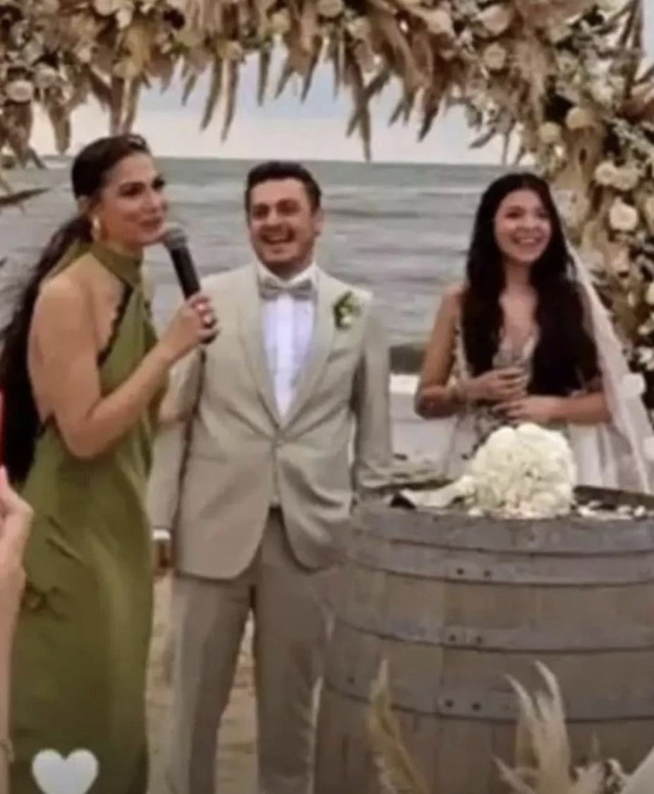 Eşref Rüya'nın oyuncusu evlendi: Demet Özdemir sırt dekolteli elbisesiyle ilgi odağı oldu! - Sayfa 4