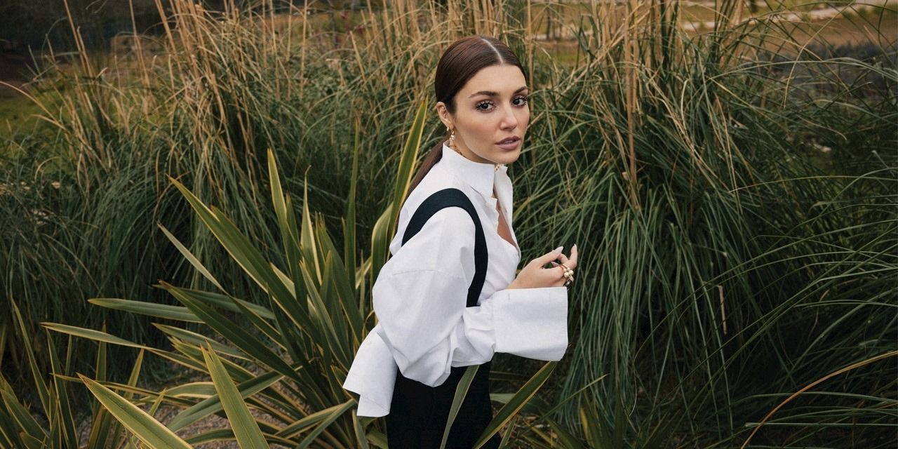 Cesur sahnelerle gündeme gelmişti! Hande Erçel bu kez imajıyla olay oldu - Sayfa 4