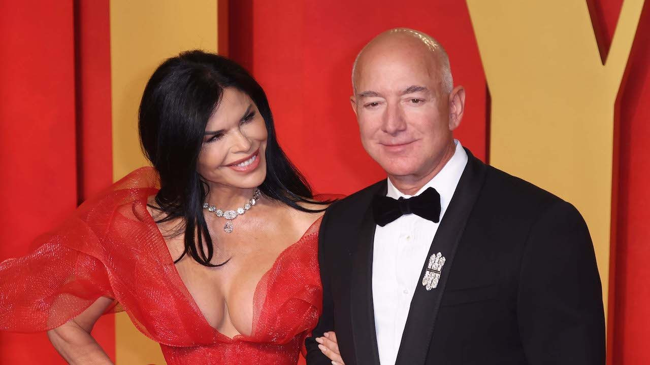 Jeff Bezos ve Lauren Sanchez'in düğün davetiyesi ortaya çıktı! Çiftin davetlilerden bir ricası var… - Sayfa 3