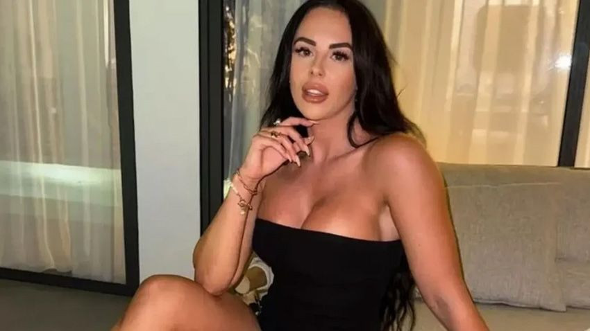 Avustralyalı modelden iş ilanı: Kendisini yağlayacak erkek arıyor! Maaş herkesi şoke etti - Sayfa 3