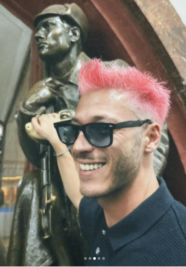 Pembe saçlarına veda etti... Kubilay Aka yeni stilini takipçileriyle paylaştı! - Sayfa 2