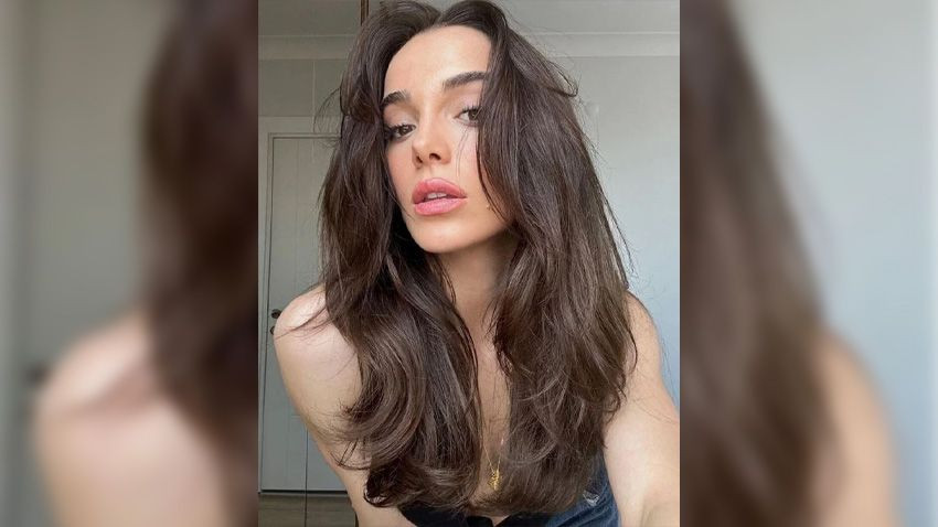 Hafsanur Sancaktutan'dan bornozlu pozlar! Cesur paylaşımına beğeni yağdı - Sayfa 1