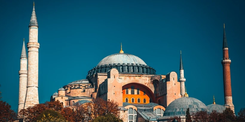 İlber Ortaylı’dan kritik Ayasofya uyarısı: “Kimse girmemeli, çökebilir!” - Sayfa 4