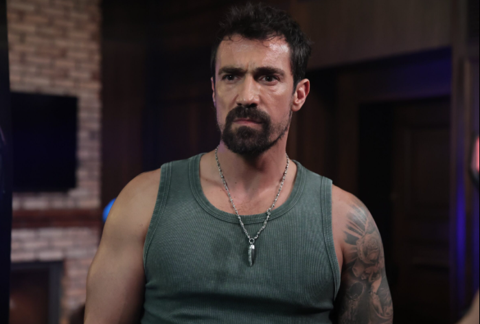 Vale milyonluk aracını duvara çarptı: İbrahim Çelikkol'un 'kaza' tepkisi takdir topladı - Sayfa 4