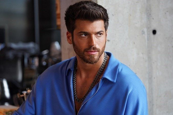 Can Yaman hakkında şok iddialar! Vaftiz edildi, Hristiyan oldu, en yakın arkadaşının eşiyle... - Sayfa 5
