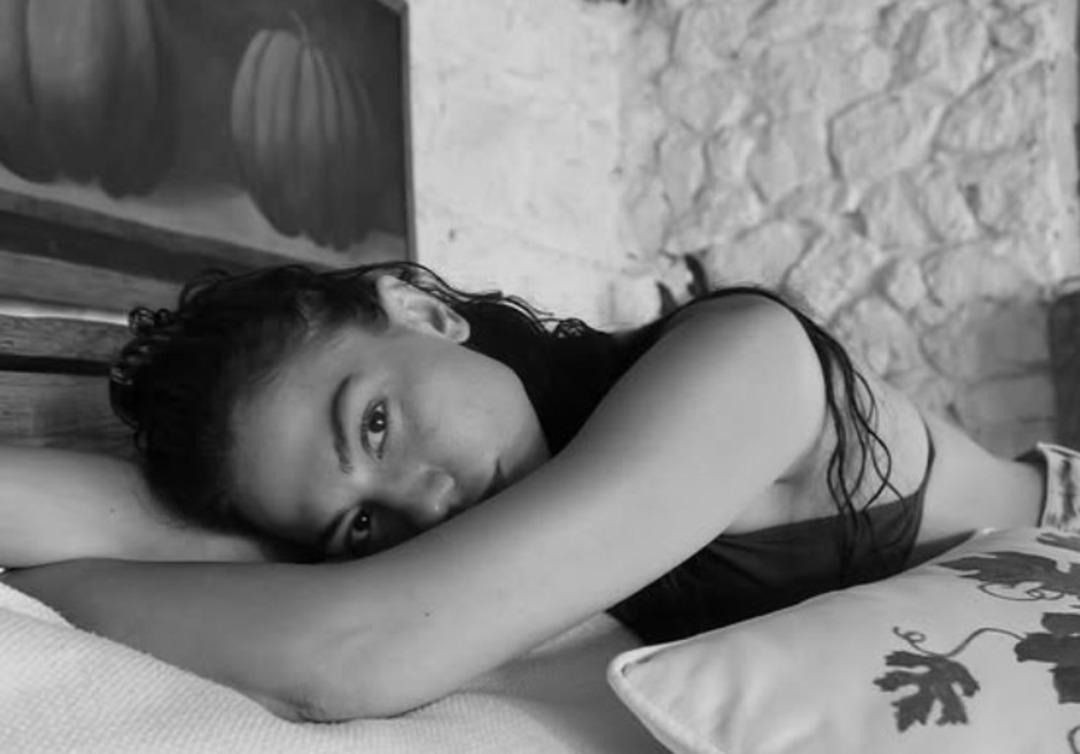 Eşref Rüya’nın Nisan’ı tatilde! Demet Özdemir’den olay yaratan bikinili paylaşımlar - Sayfa 2