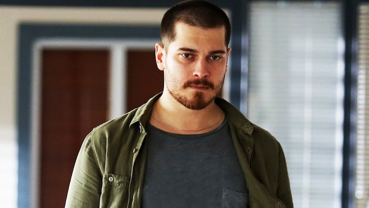 Görenler tanıyamadı... Çağatay Ulusoy'un imajında radikal değişim! - Sayfa 2