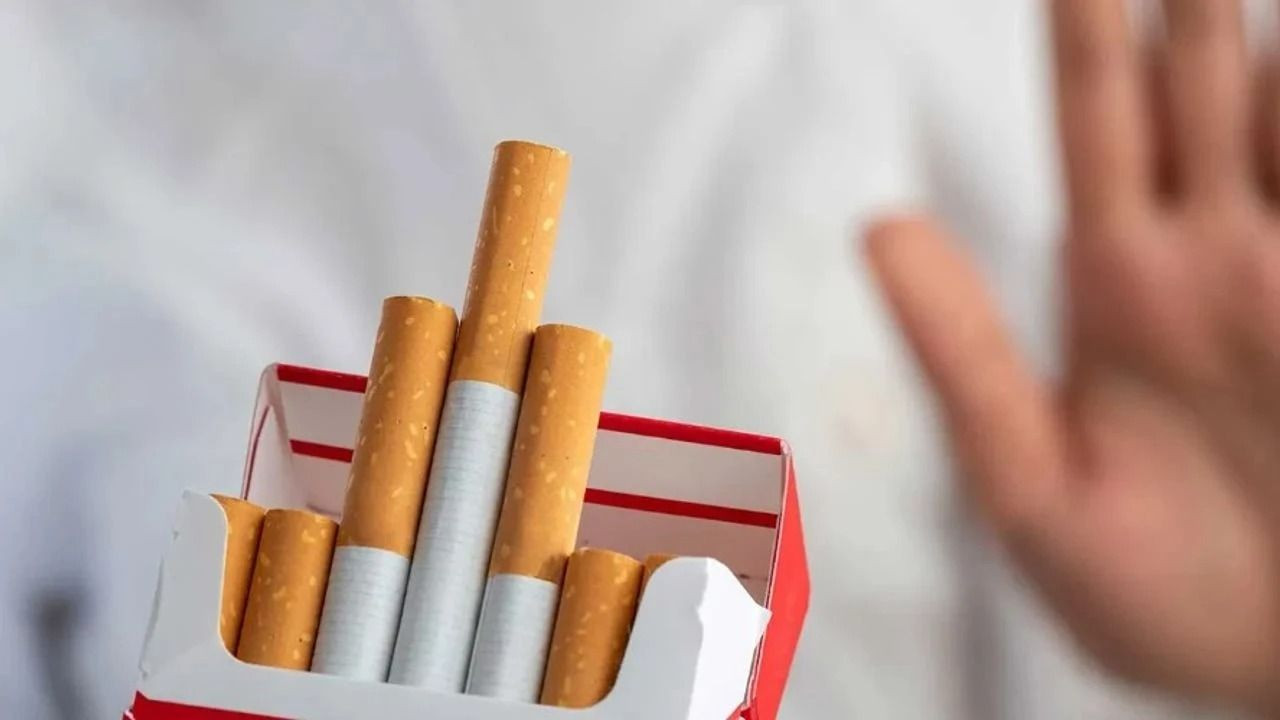 SİGARAYA PAKET BAŞINA 10 TL'LİK ZAM GELİYOR! HER SİGARA PAKETİNDE YENİ ÖTV 42 TL'YE ÇIKIYOR - Sayfa 1