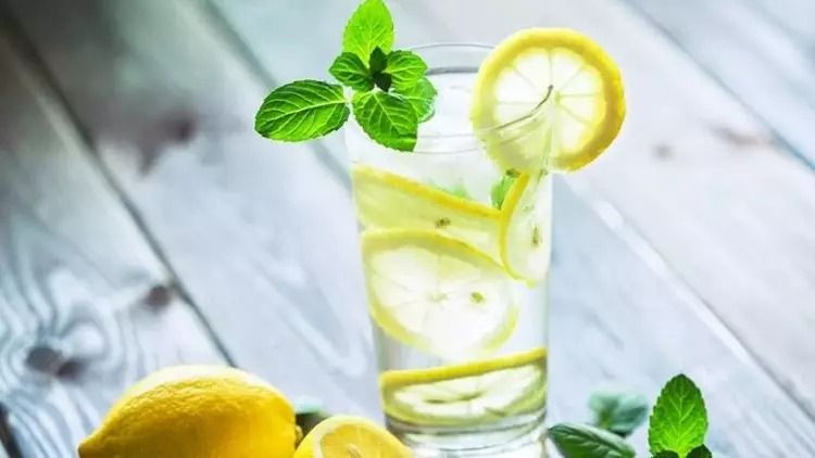 Her sabah limonlu suya bir kaşık ekleyip aç karna için! İşte yağları jet hızıyla yakan karışım - Sayfa 4