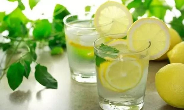 Her sabah limonlu suya bir kaşık ekleyip aç karna için! İşte yağları jet hızıyla yakan karışım - Sayfa 1