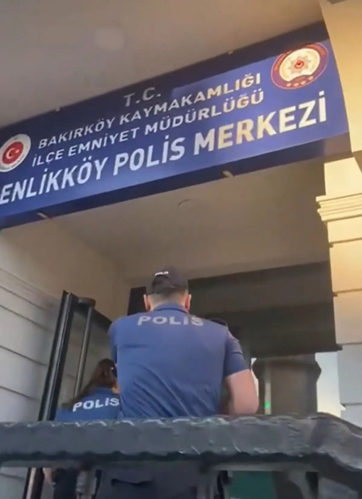 Ormanda cinsel ilişkiye girerken görüntülenen çifte gözaltı! Video sosyal medyada viral olmuştu... - Sayfa 3