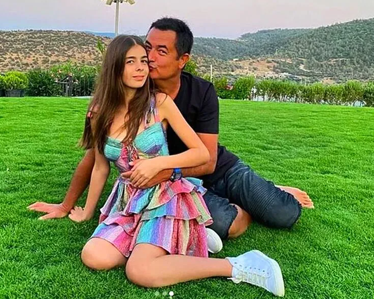 Yıllarca gözlerden uzak tuttu... Acun Ilıcalı 18 yaşına giren kızı Yasemin'in doğum gününü kutladı! - Sayfa 4