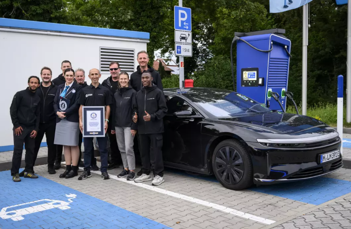 Türk isim dikkat çekti... Elektrikli araç ile tek şarjla 1.205 km yol giderek dünya rekoru kırdı! - Sayfa 4