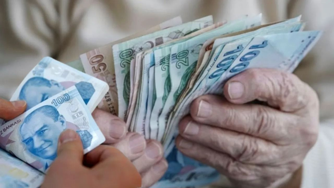 100 bin TL'nin aylık faiz getirisi ne kadar? 100 bin TL en yüksek mevduat faiz oranı hangi bankada? - Sayfa 1