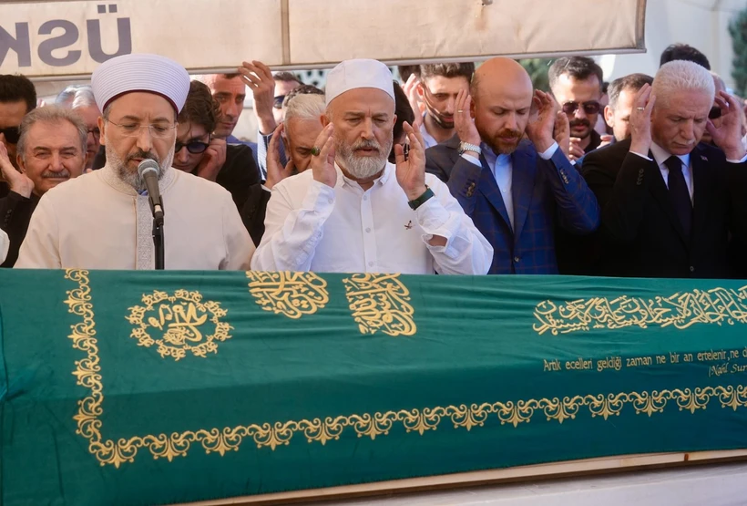 Yiğit Bulut son yolculuğuna uğurlandı - Sayfa 3